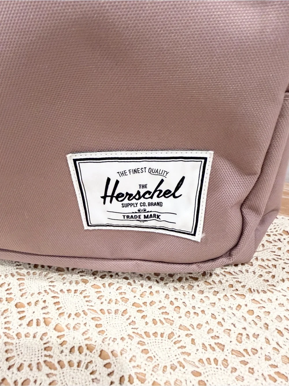 Herschel Supply Company simple everyday